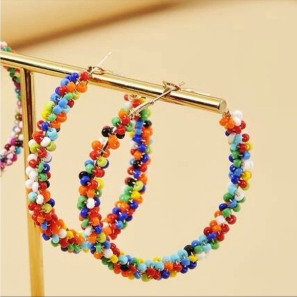 Jewelry - NWT Trendy beaded hoops